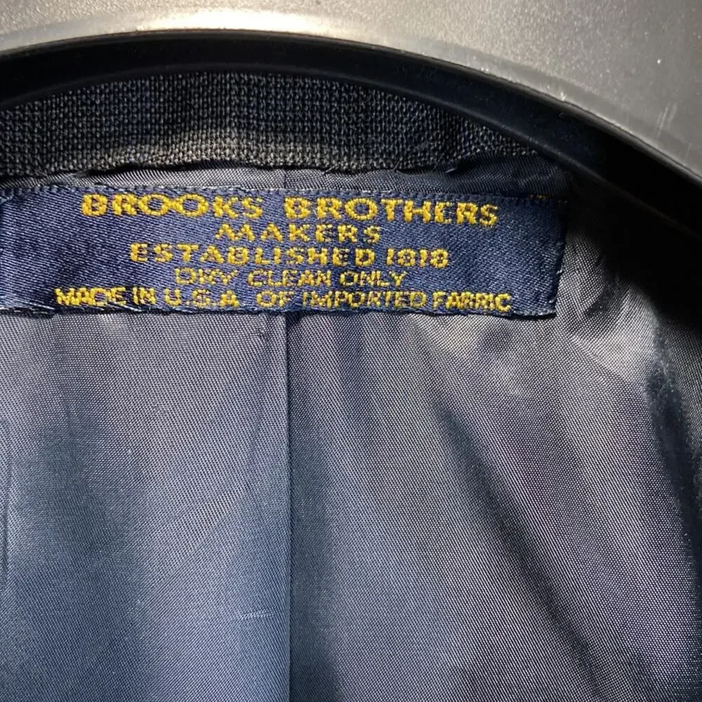 Brooks Brothers Men Gray Plaid Three Buttons Blazer Size 42